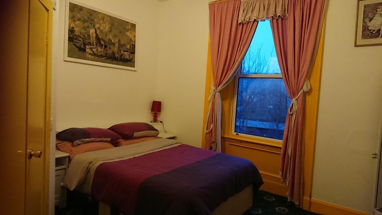 Swan Lake Guest House - Edinburgh — Photos 2